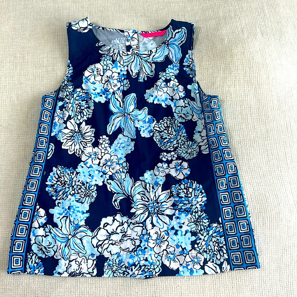 Lilly Pulitzer button back top